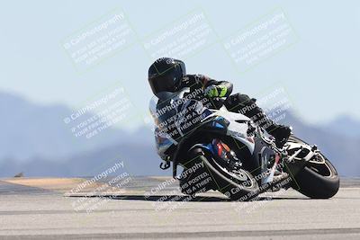 media/Oct-13-2025-Moto Forza (Mon) [[a66d839500]]/3-B Group/Session 4 (Turn 9)/